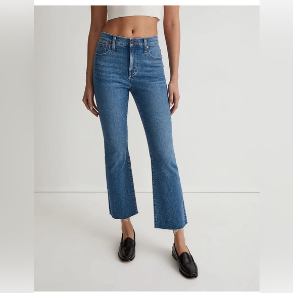 Madewell Denim - Madewell Kick Out Crop Cherryville Wash